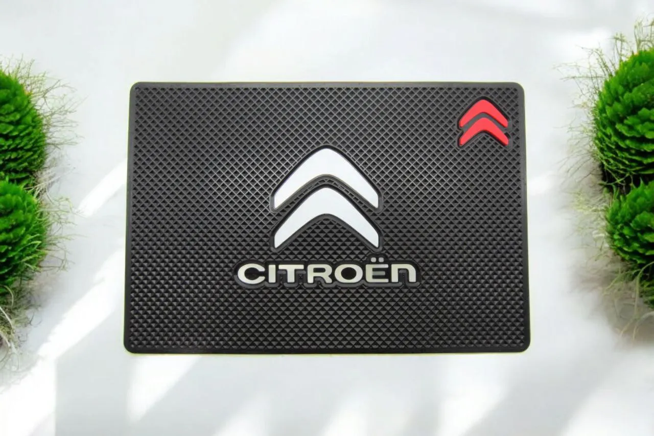 Коврик противоскользящий на торпеду с логотипом Citroen